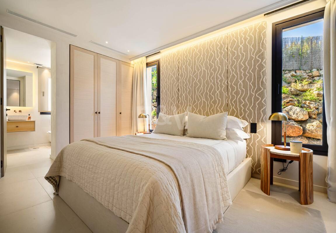 Außergewöhnliche einstöckige Villa in gesicherter Wohnanlage