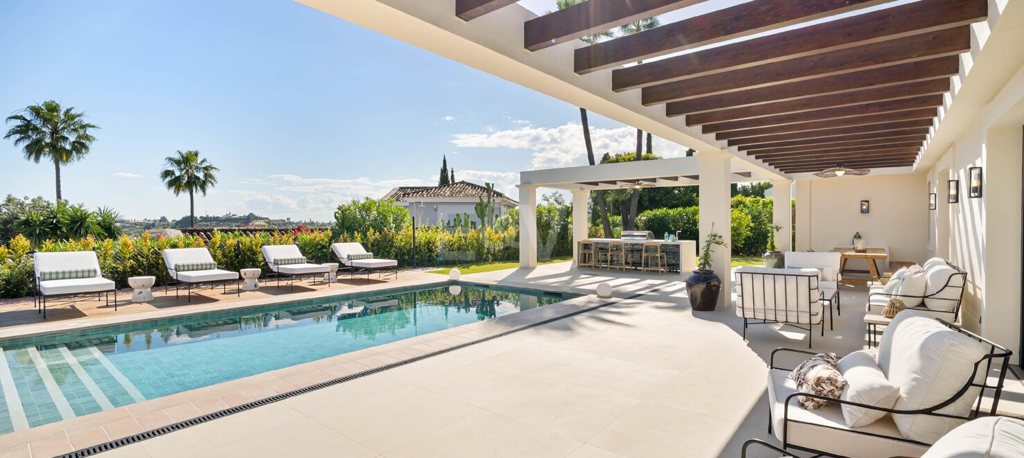Exceptional One-Level Villa in gated community