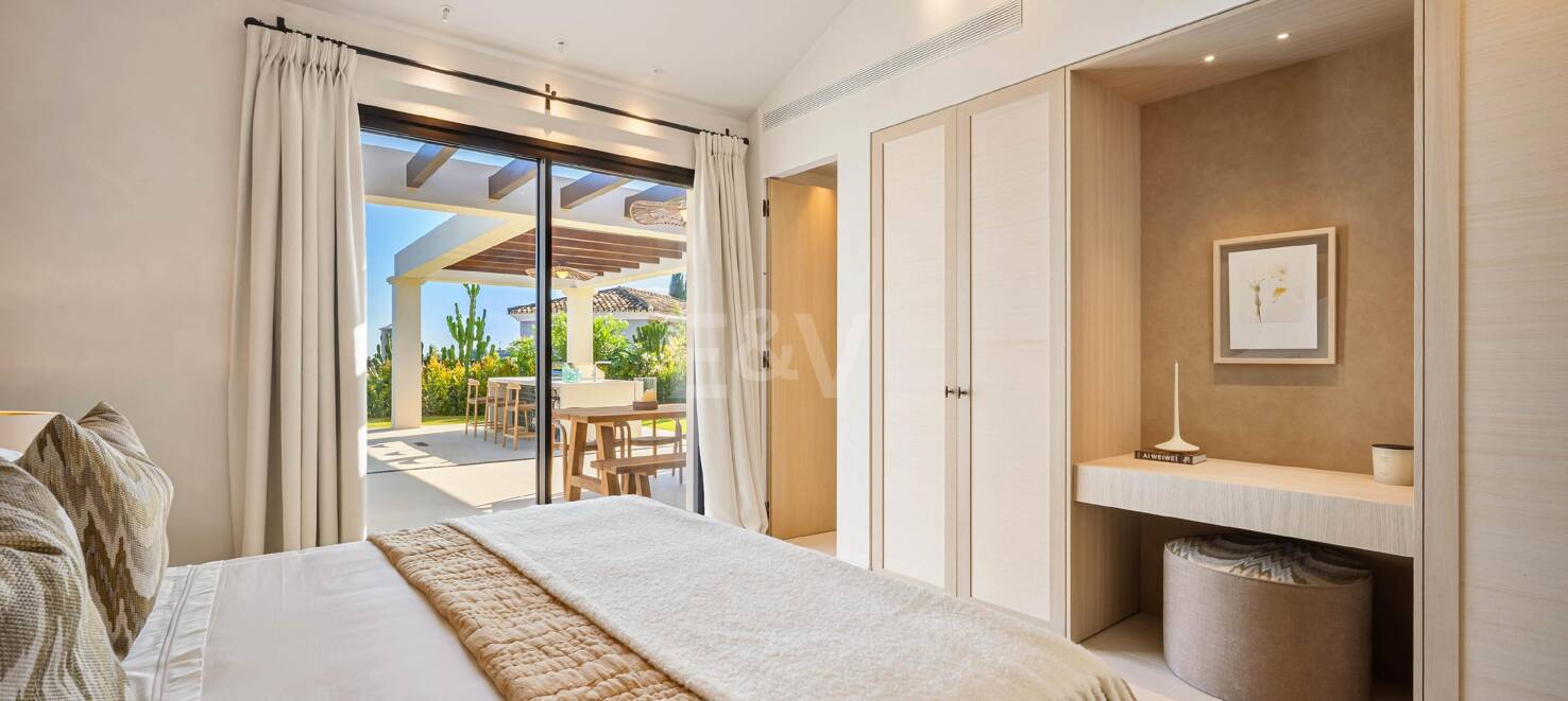 Außergewöhnliche einstöckige Villa in gesicherter Wohnanlage