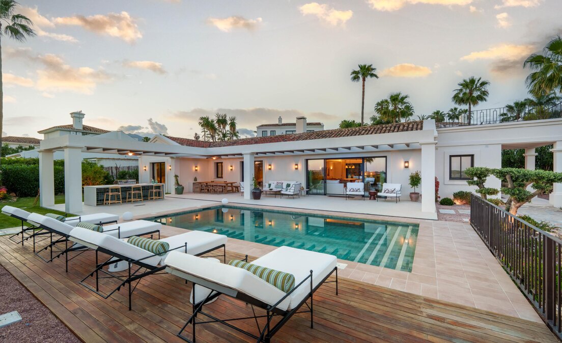 Exceptional One-Level Villa in gated community