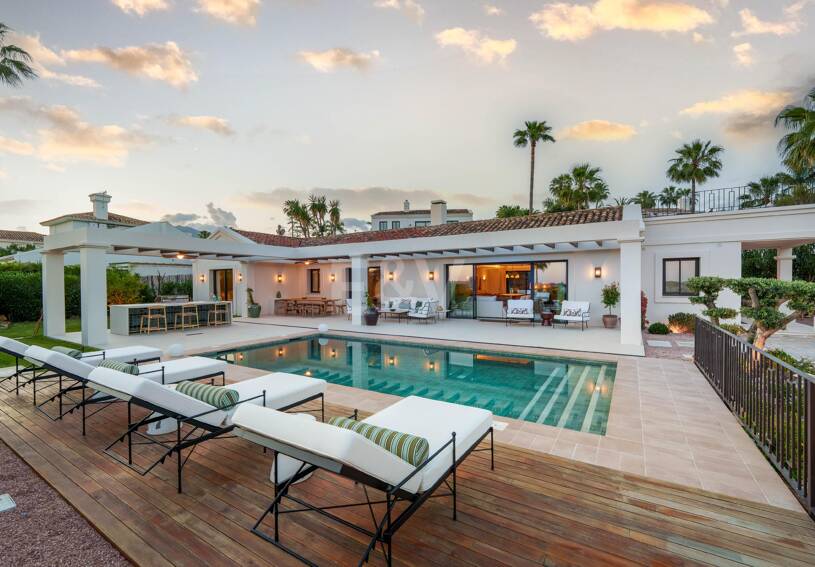 Außergewöhnliche einstöckige Villa in gesicherter Wohnanlage