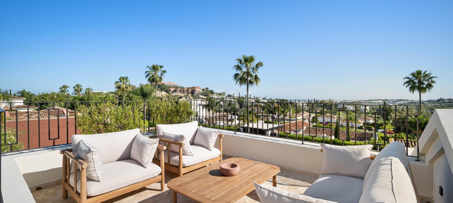 Exceptional One-Level Villa in gated community