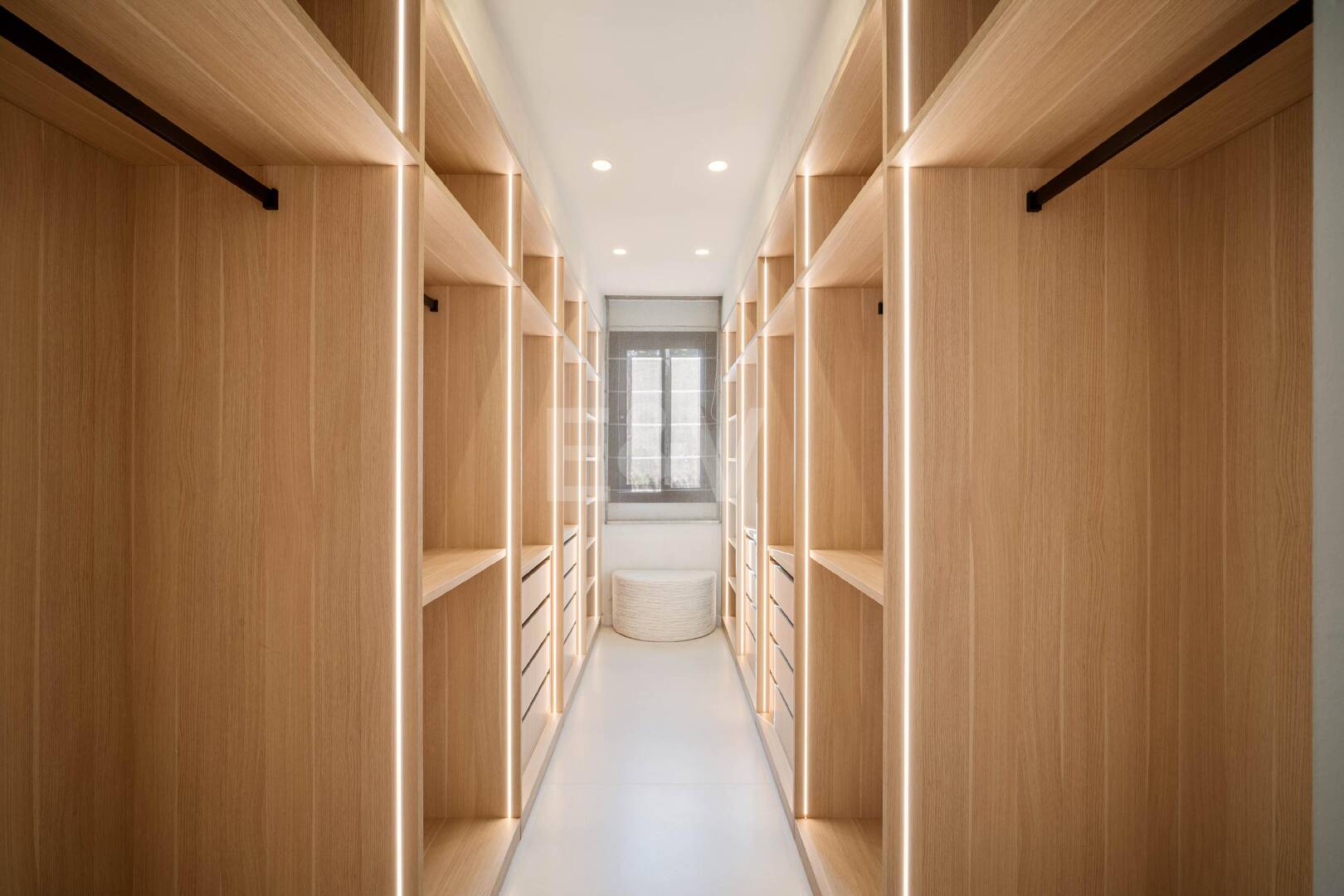 Außergewöhnliche einstöckige Villa in gesicherter Wohnanlage