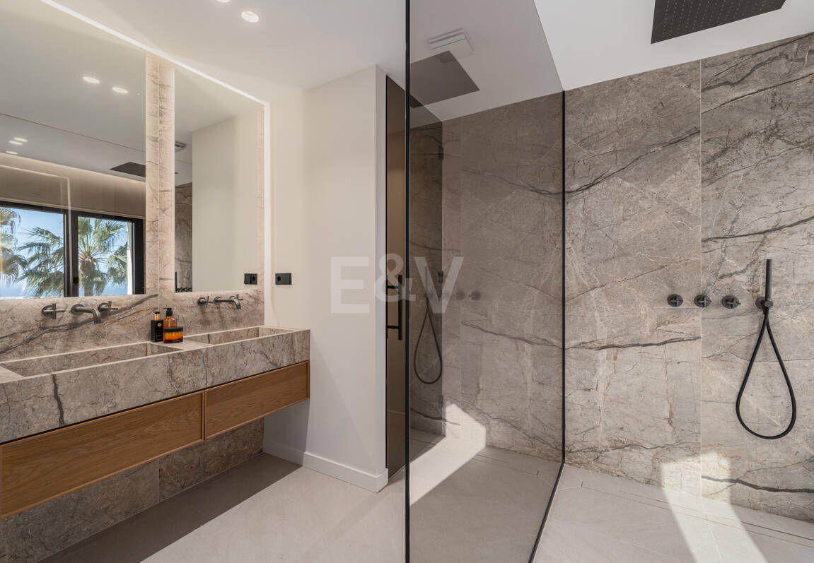 Renoverat radhus med havsutsikt i la Quinta Hills