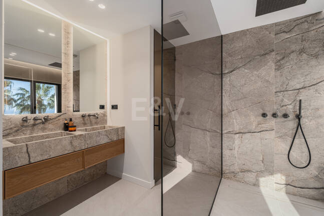 Renoverat radhus med havsutsikt i la Quinta Hills