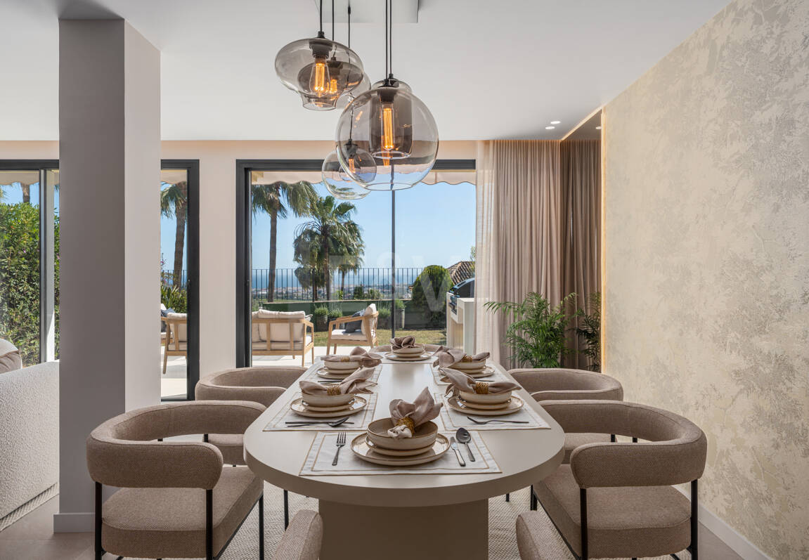 Renoverat radhus med havsutsikt i la Quinta Hills