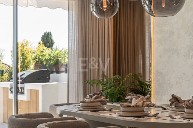 Renoverat radhus med havsutsikt i la Quinta Hills