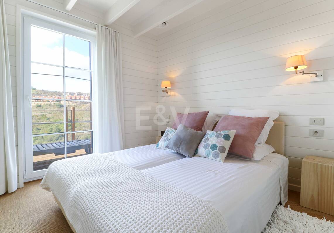 One Level Villa with Nordic Charm and Mediterranean Views