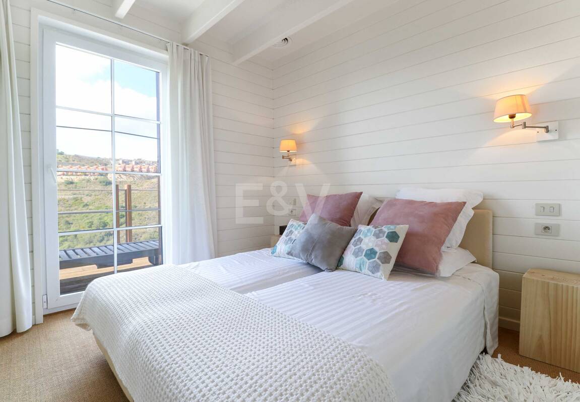 Villa with Nordic Charm and Mediterranean Views