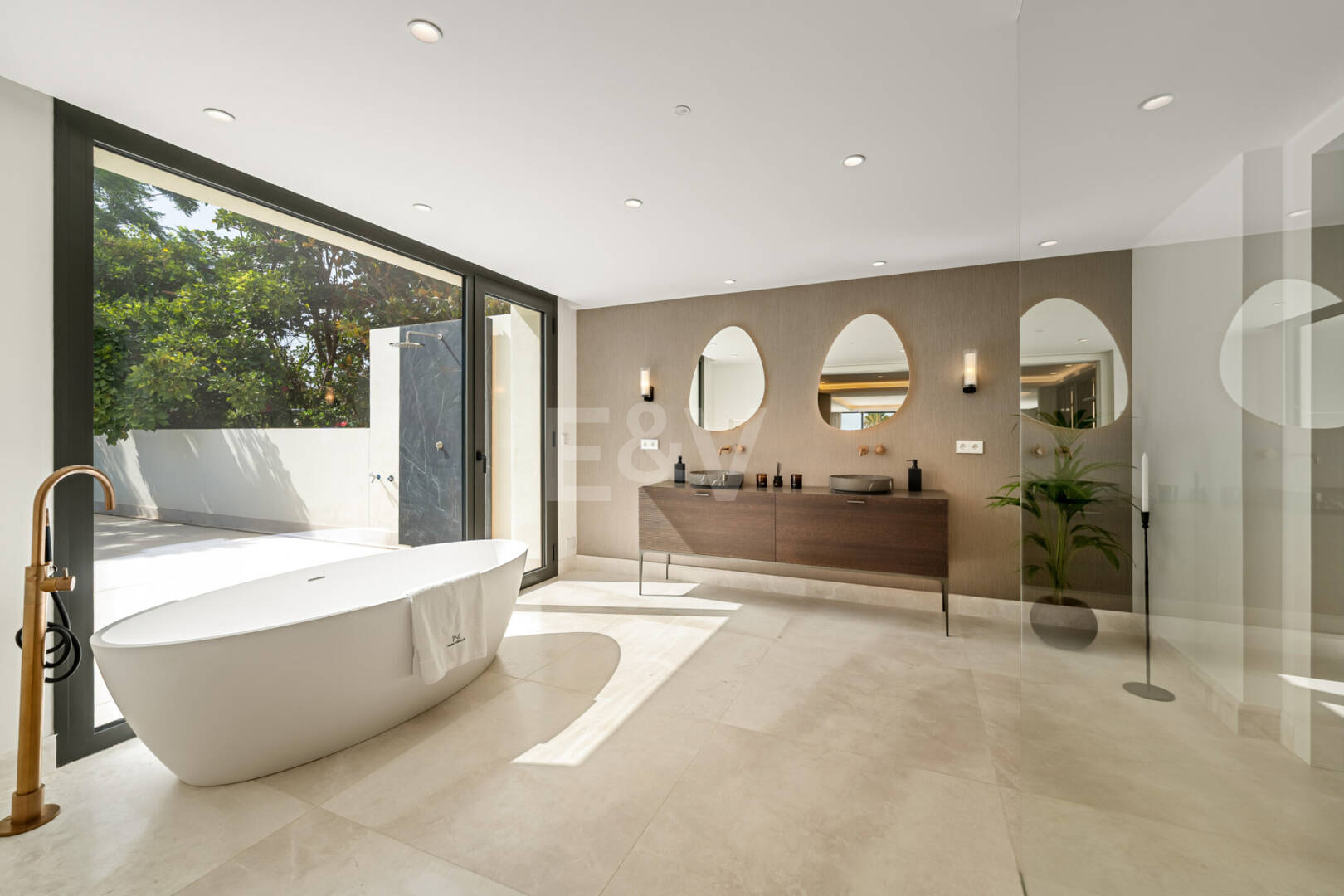 Villa Rocío – Zeitgenössische Andalusische Eleganz an Marbellas Goldener Meile