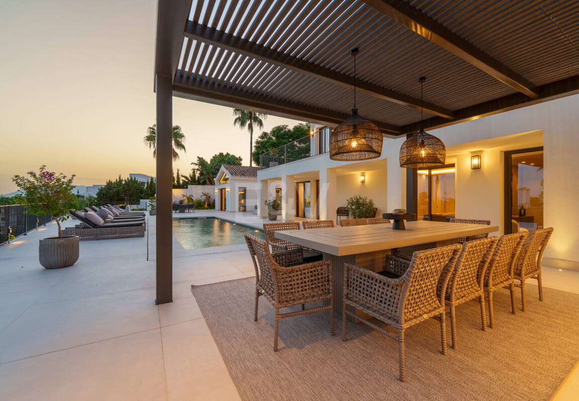 Villa Rocío – Zeitgenössische Andalusische Eleganz an Marbellas Goldener Meile