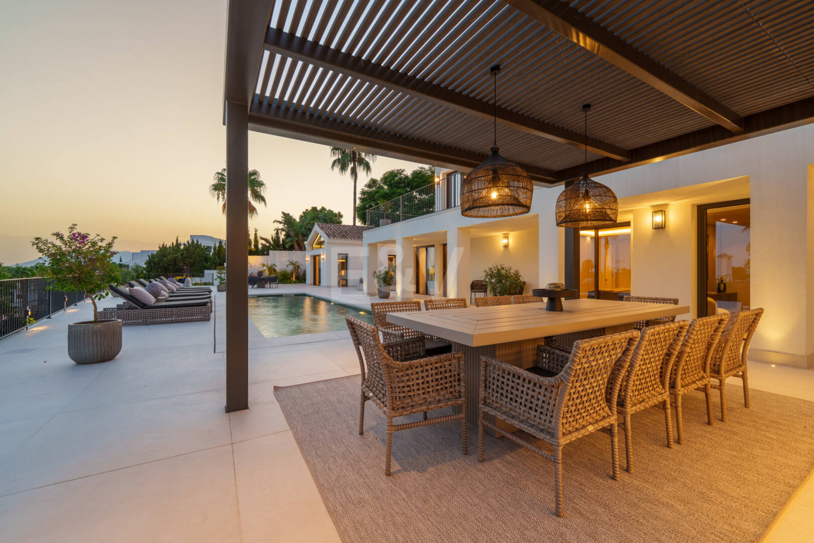 Villa Rocío – Zeitgenössische Andalusische Eleganz an Marbellas Goldener Meile