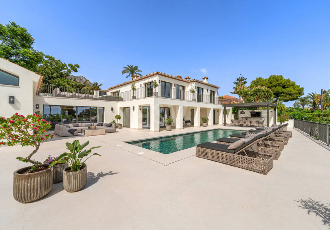 Villa Rocío – Élégance andalouse contemporaine sur Marbella