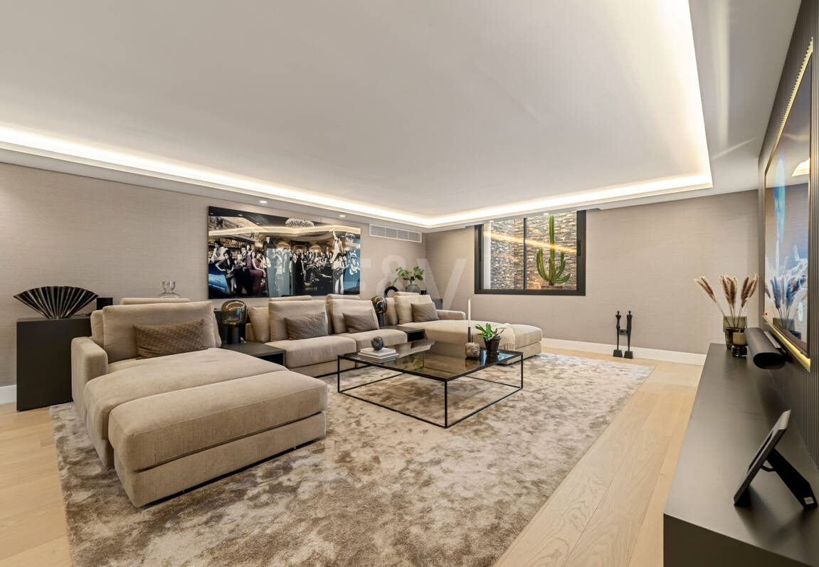 Villa Rocío – Zeitgenössische Andalusische Eleganz an Marbellas Goldener Meile