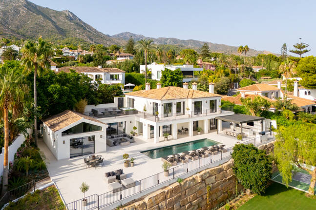 Villa Rocío – Zeitgenössische Andalusische Eleganz an Marbellas Goldener Meile