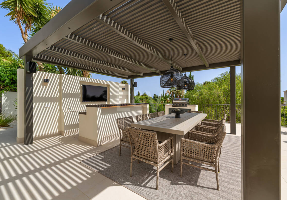 Villa Rocío – Élégance andalouse contemporaine sur Marbella