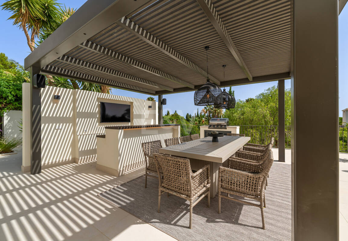 Villa Rocío – Zeitgenössische Andalusische Eleganz an Marbellas Goldener Meile