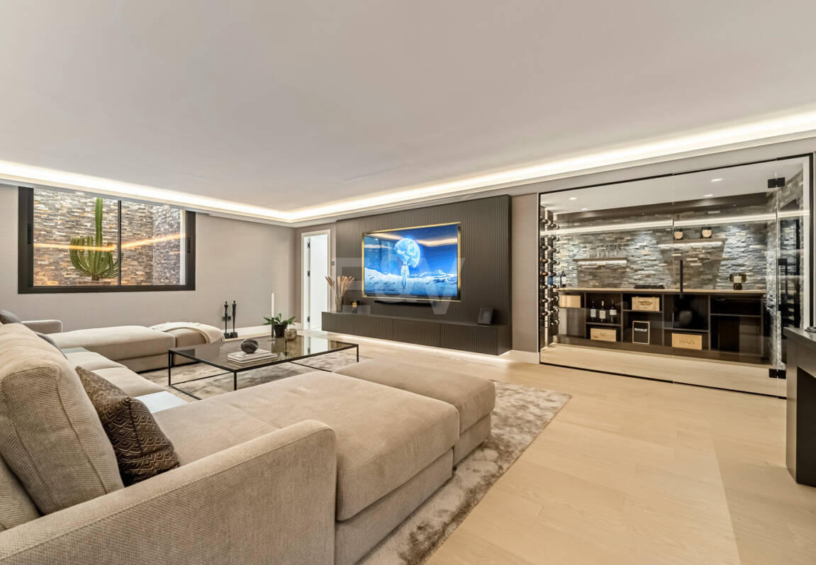 Villa Rocío – Zeitgenössische Andalusische Eleganz an Marbellas Goldener Meile