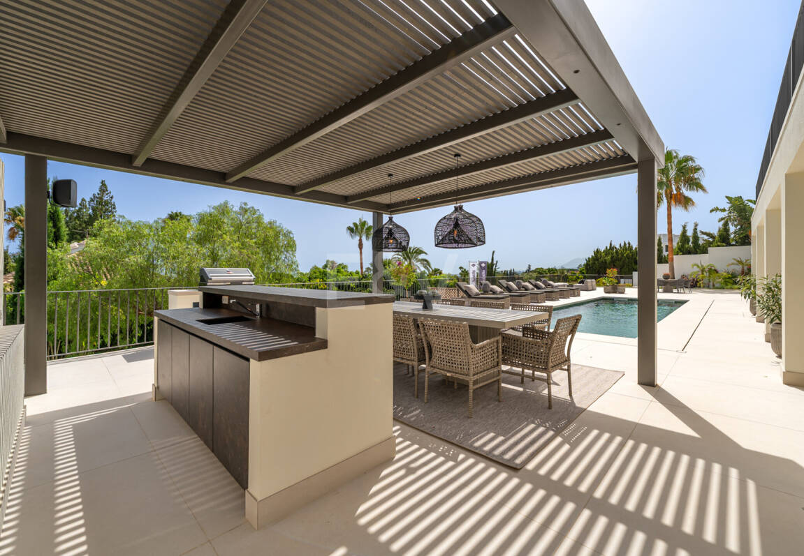 Villa Rocío – Zeitgenössische Andalusische Eleganz an Marbellas Goldener Meile