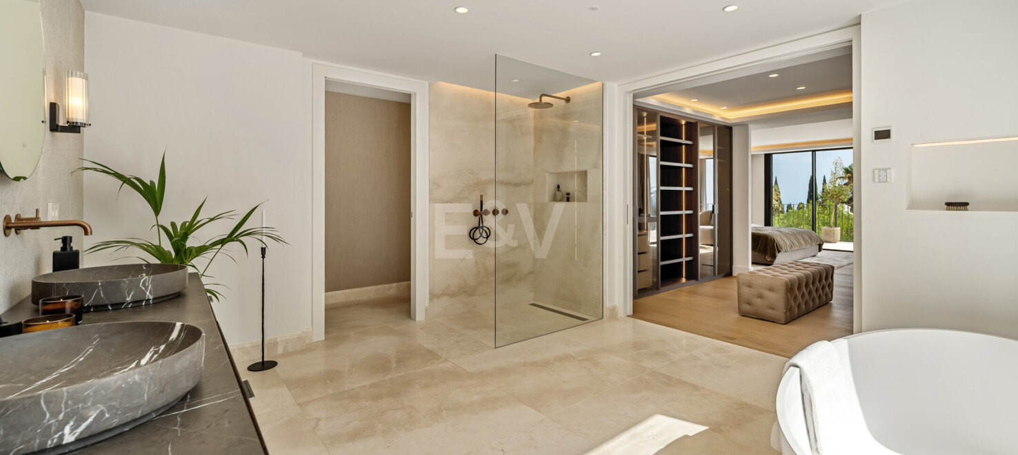 Villa Rocío – Contemporary Andalusian Elegance on Marbella’s Golden Mile