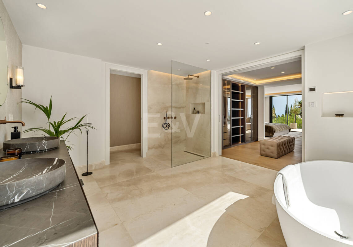 Villa Rocío – Élégance andalouse contemporaine sur Marbella