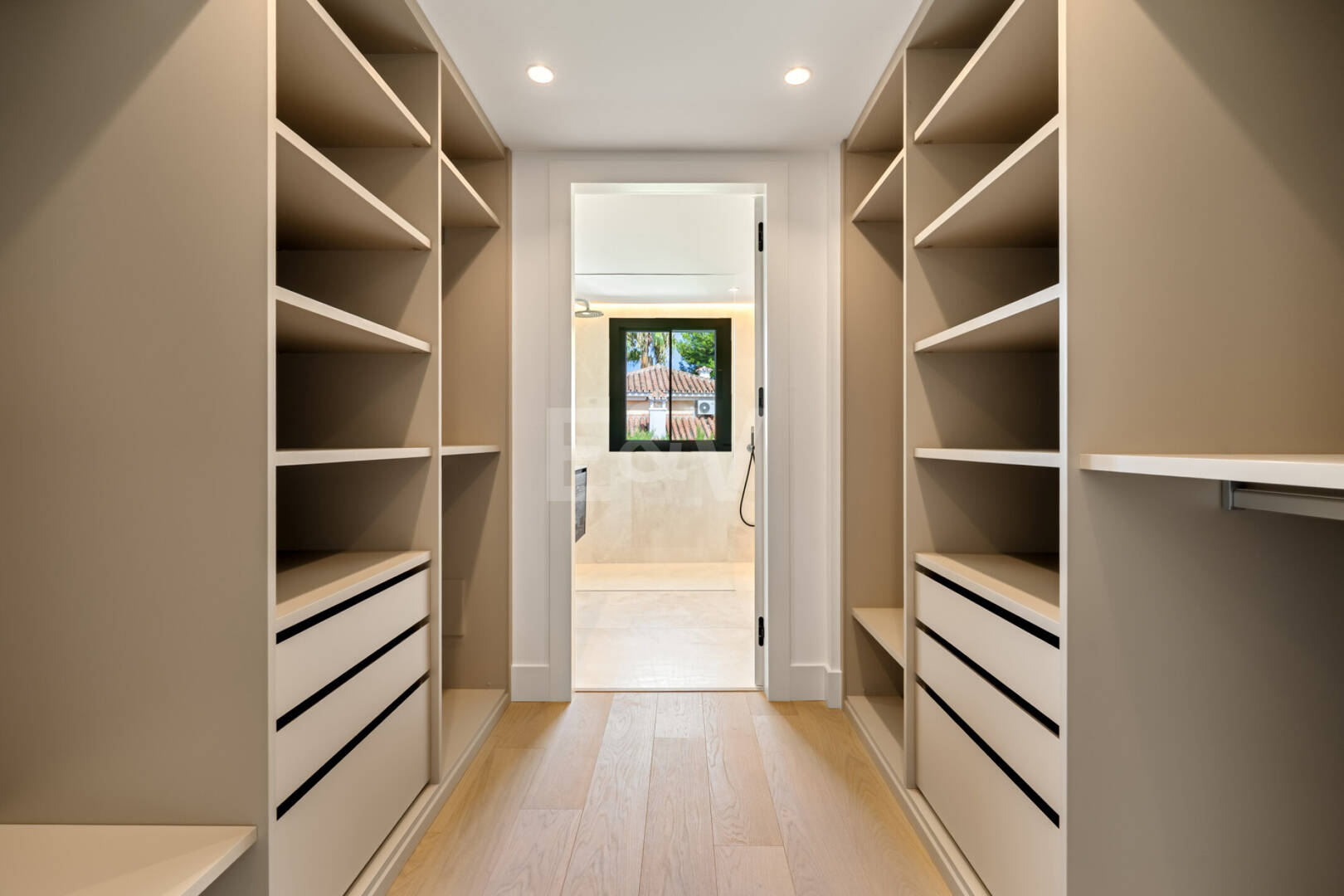 Villa Rocío – Zeitgenössische Andalusische Eleganz an Marbellas Goldener Meile