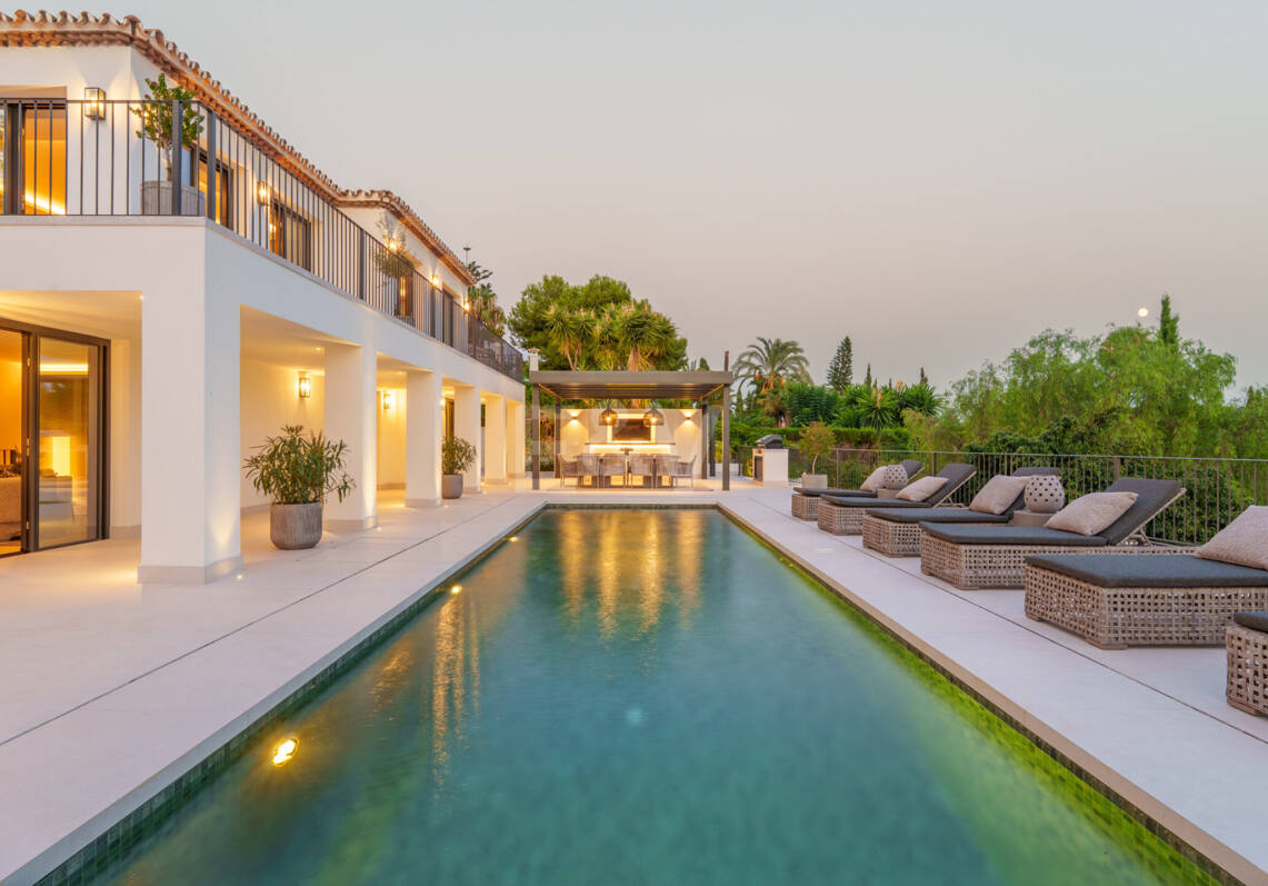Villa Rocío – Élégance andalouse contemporaine sur Marbella