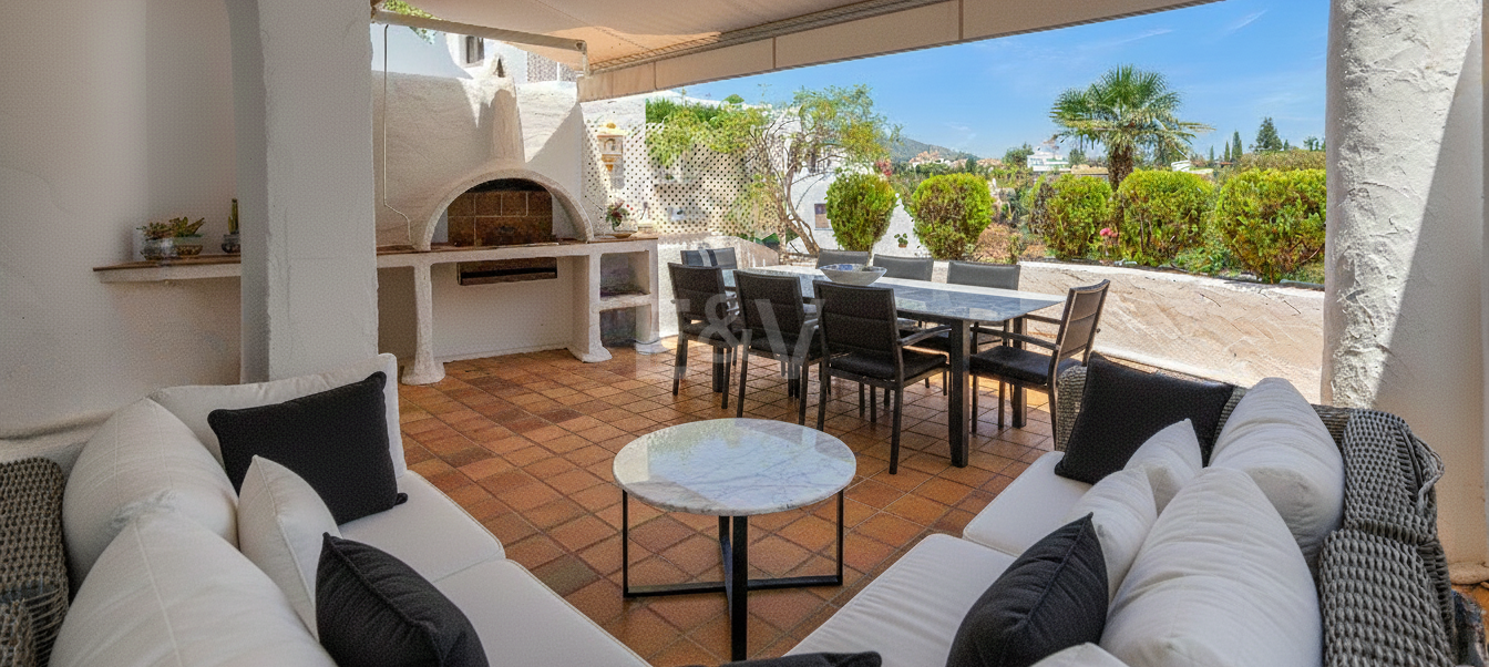 Duplex lägenhet i Lomas de Marbella Club med stor terrass