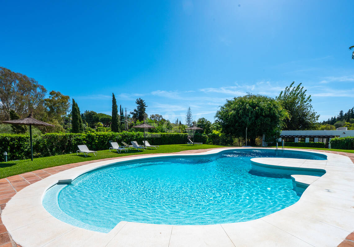 Maisonettewohnung in Lomas de Marbella Club mit großer Terrasse