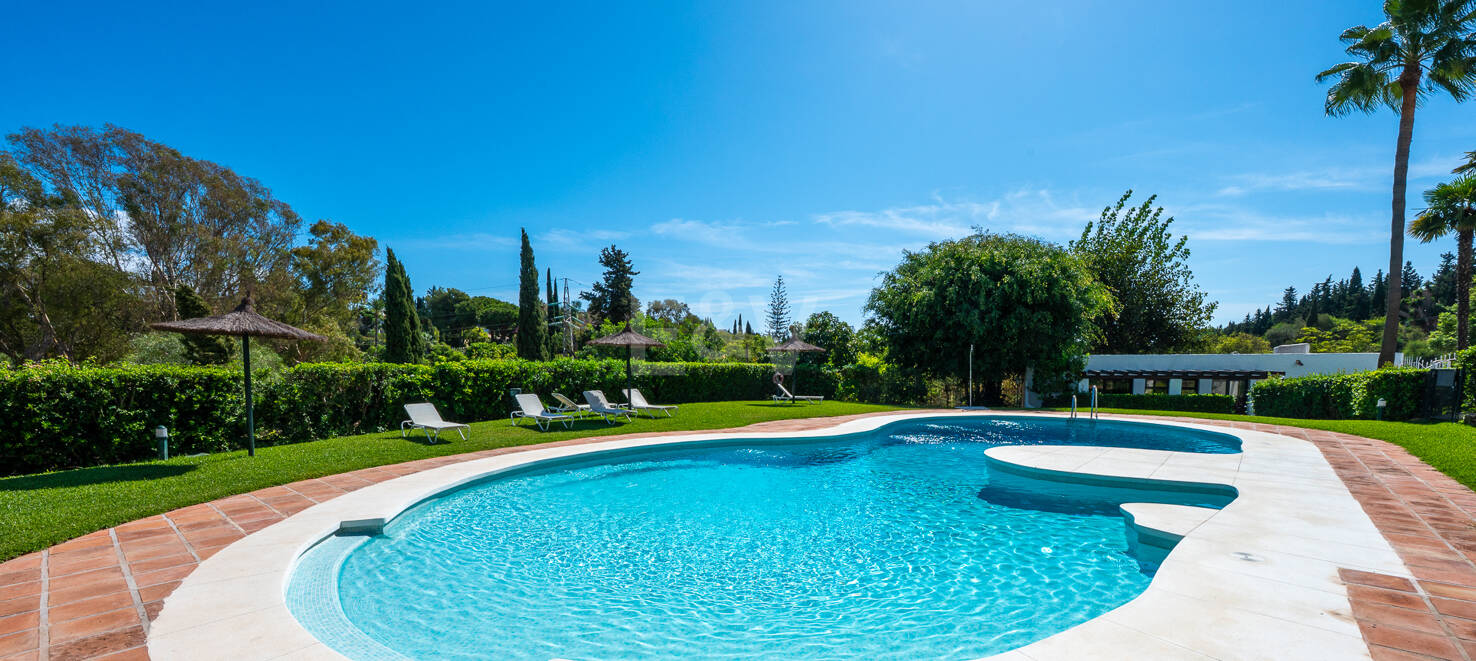 Duplex lägenhet i Lomas de Marbella Club med stor terrass