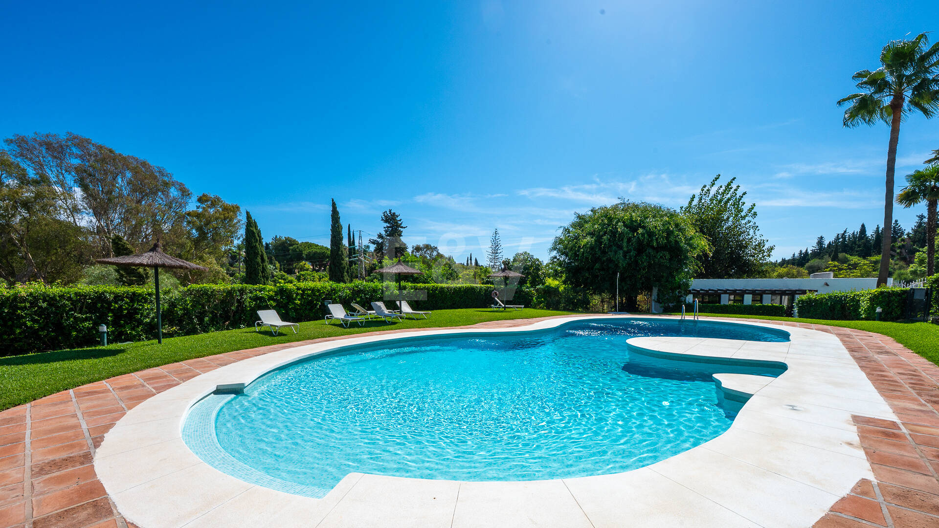 Appartement Duplex à Lomas de Marbella Club avec grande terrasse