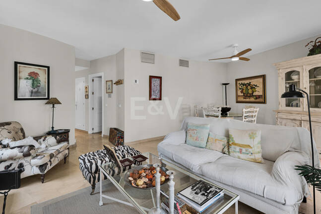 Appartement Duplex à Lomas de Marbella Club avec grande terrasse