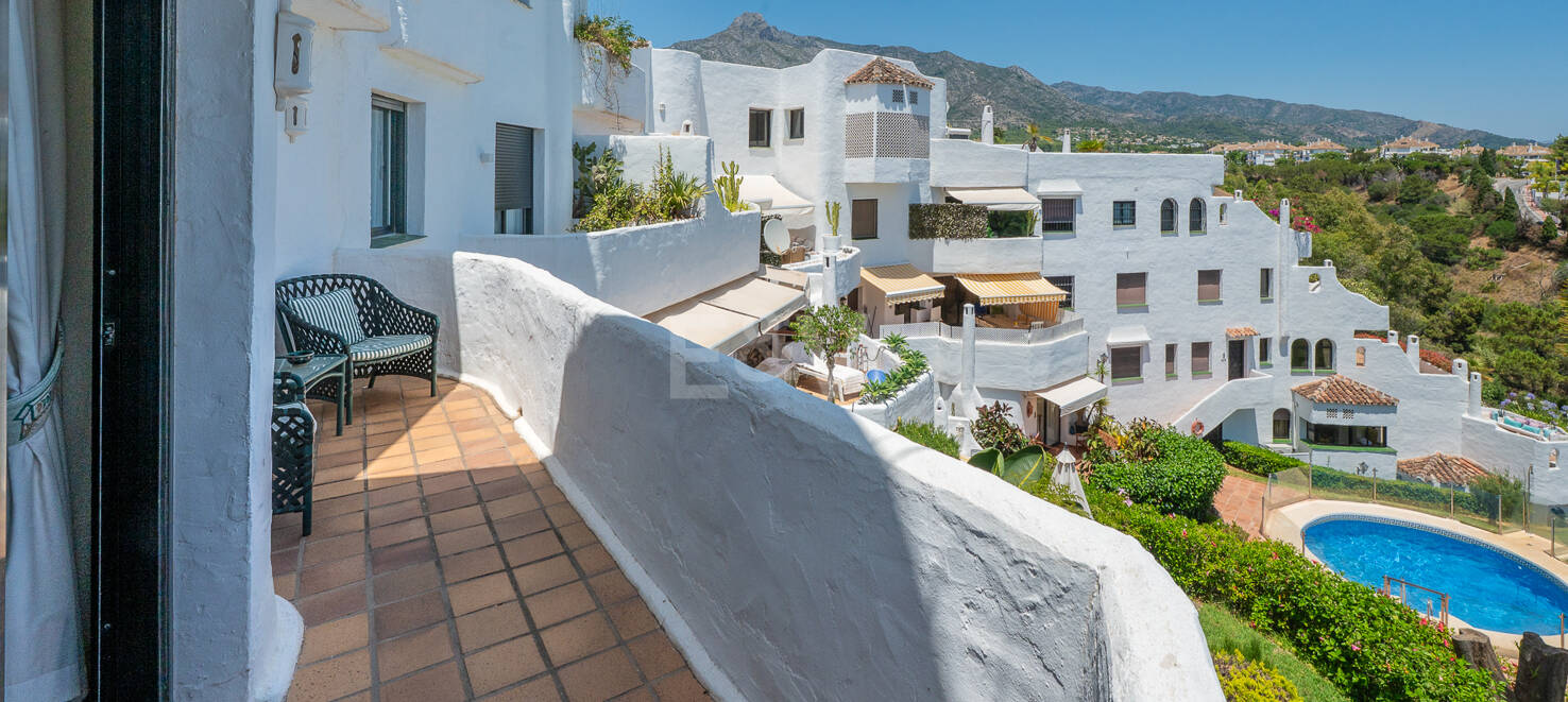 Appartement Duplex à Lomas de Marbella Club avec grande terrasse