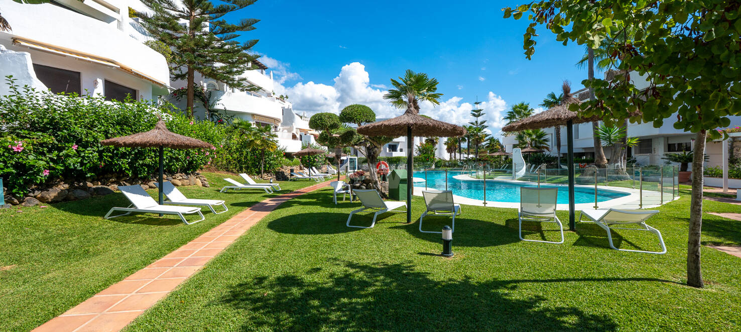 Duplex lägenhet i Lomas de Marbella Club med stor terrass
