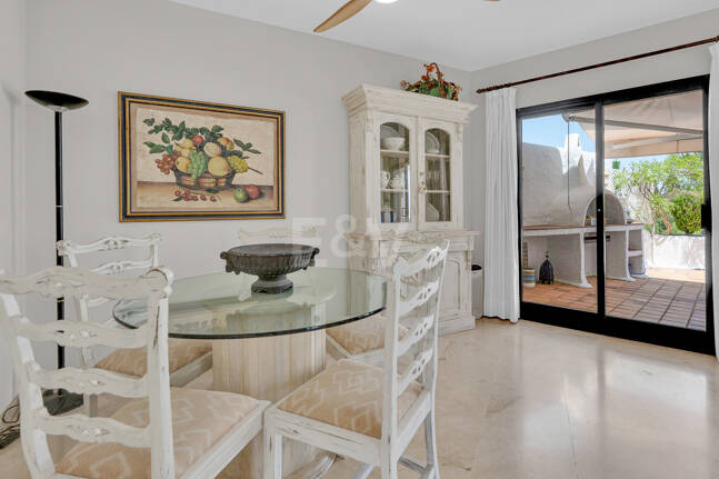 Appartement Duplex à Lomas de Marbella Club avec grande terrasse