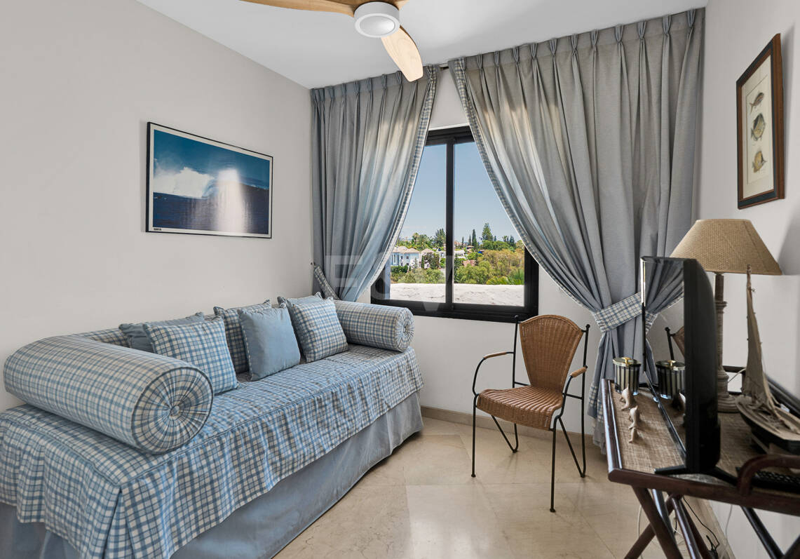 Maisonettewohnung in Lomas de Marbella Club mit großer Terrasse