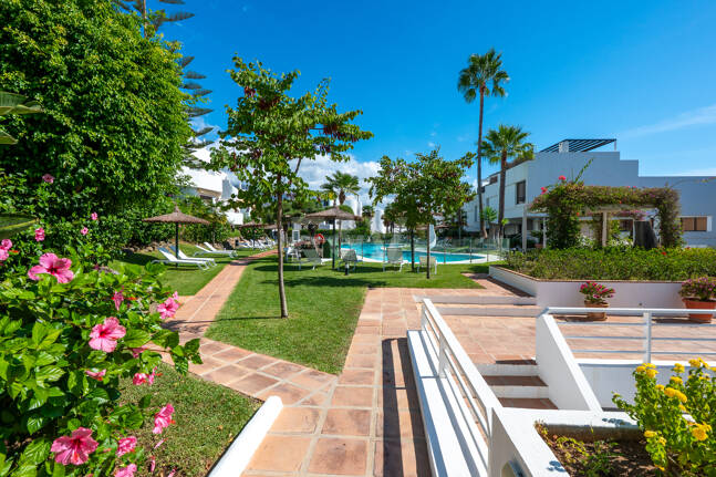 Appartement Duplex à Lomas de Marbella Club avec grande terrasse