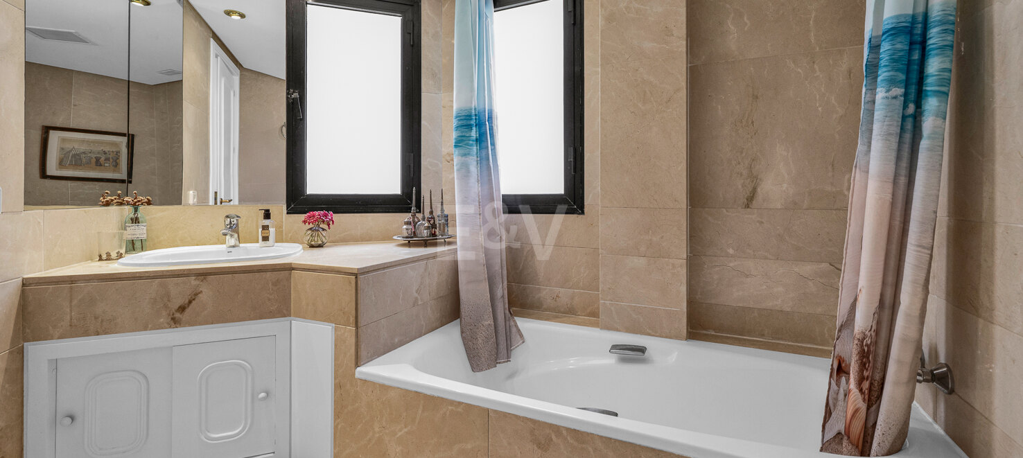 Duplex na sprzedaż w Marbella Golden Mile, Marbella (Wszystkie obszary)