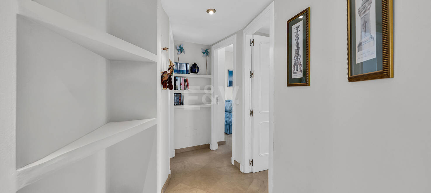 Appartement Duplex à Lomas de Marbella Club avec grande terrasse