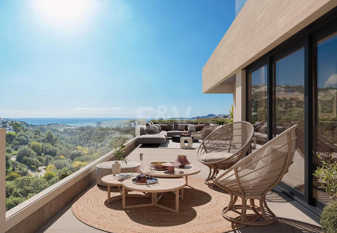 Apartamento sobre plano con vistas al mar en Altos de Los Monteros