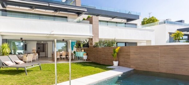 Elegant apartment duplex with private pool
