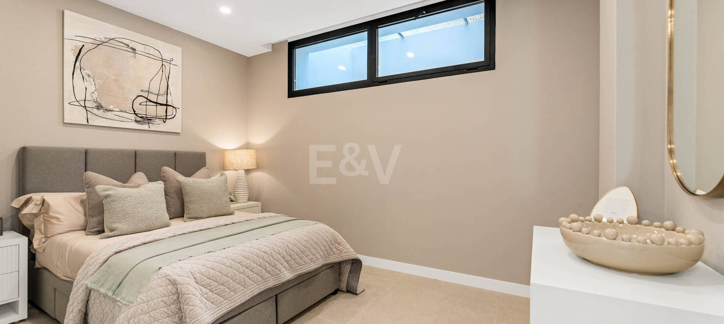Contemporary Villa in La Vera – Exclusive Gated Community Walking Distance to Amenities