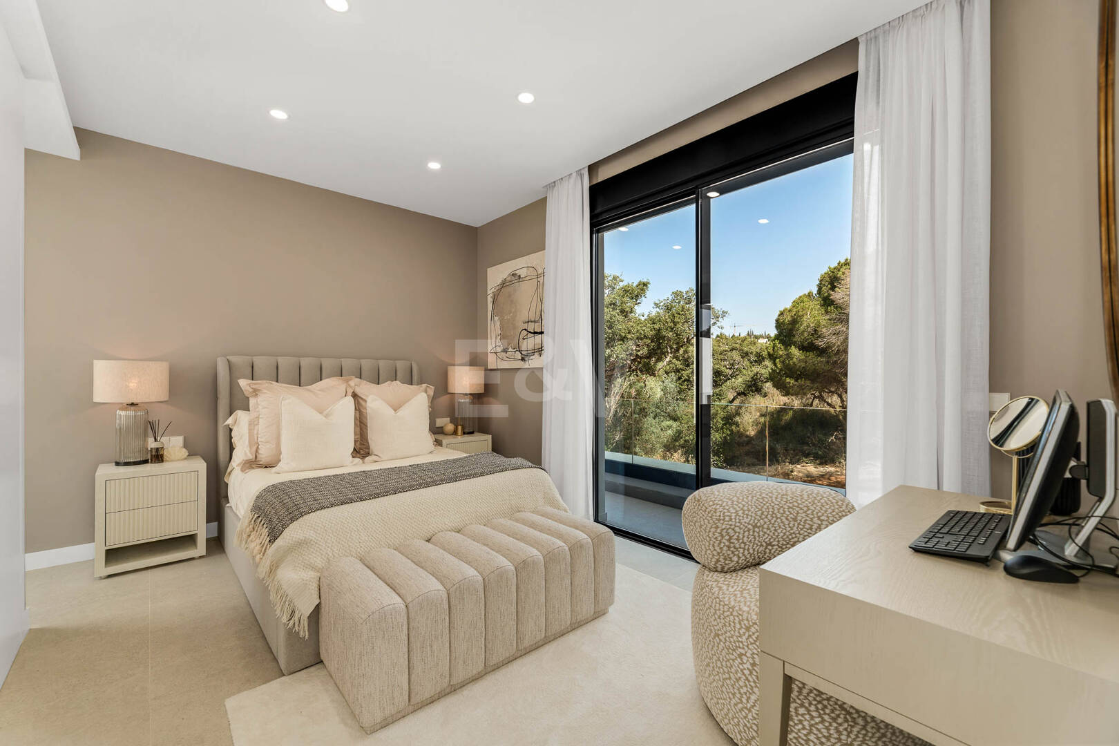 Contemporary Villa in La Vera – Exclusive Gated Community Walking Distance to Amenities