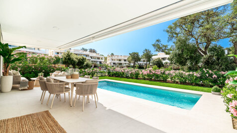 Contemporary Villa in La Vera – Exclusive Gated Community Walking Distance to Amenities