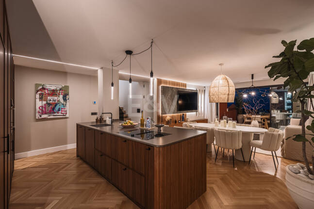 Sophistizierte Penthouse-Wohnung mit Panoramablick