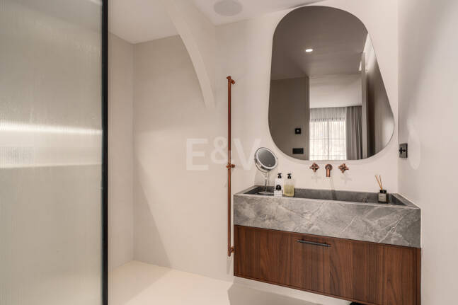 Sophistizierte Penthouse-Wohnung mit Panoramablick