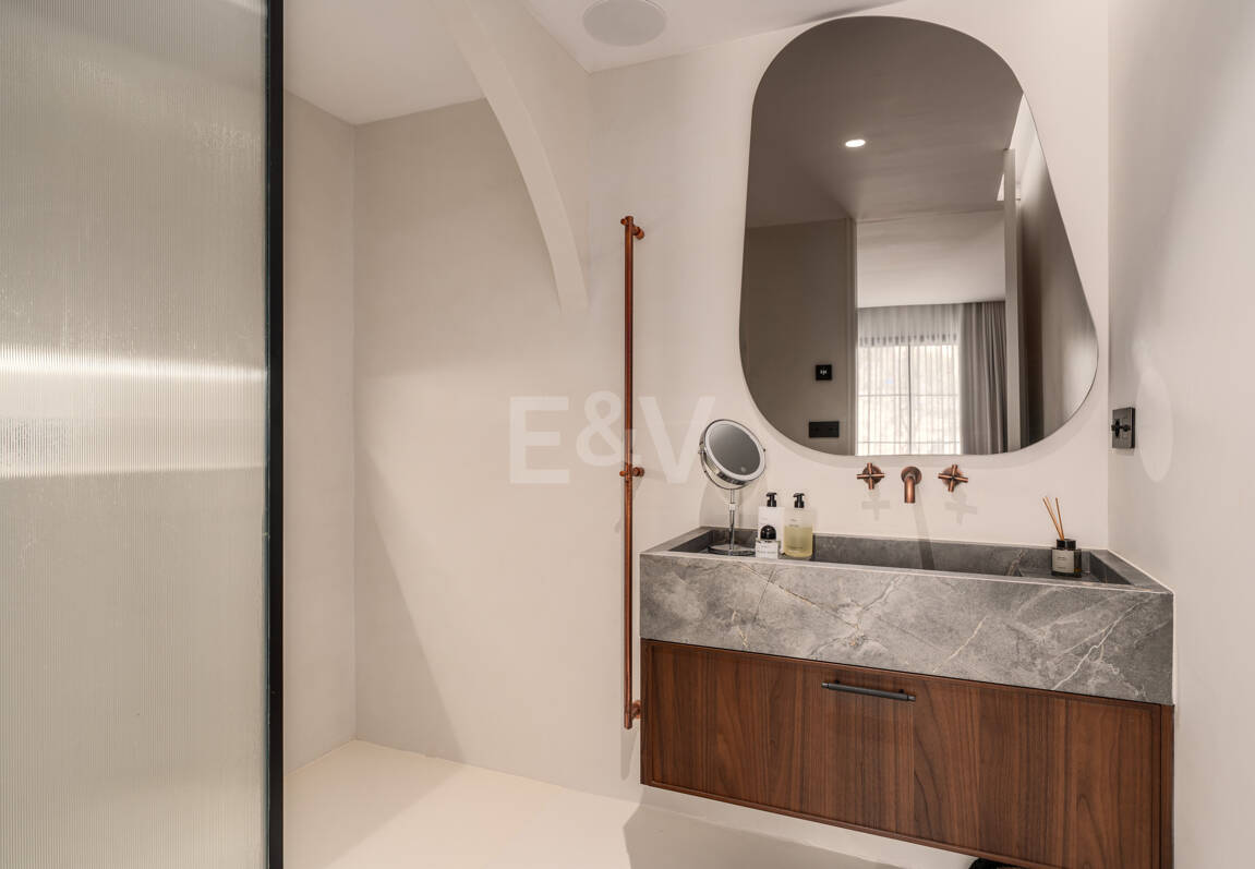 Sophistizierte Penthouse-Wohnung mit Panoramablick