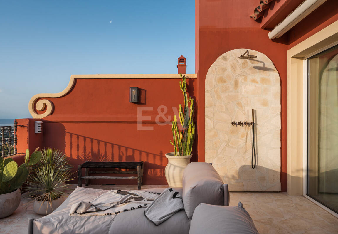 Sophistizierte Penthouse-Wohnung mit Panoramablick