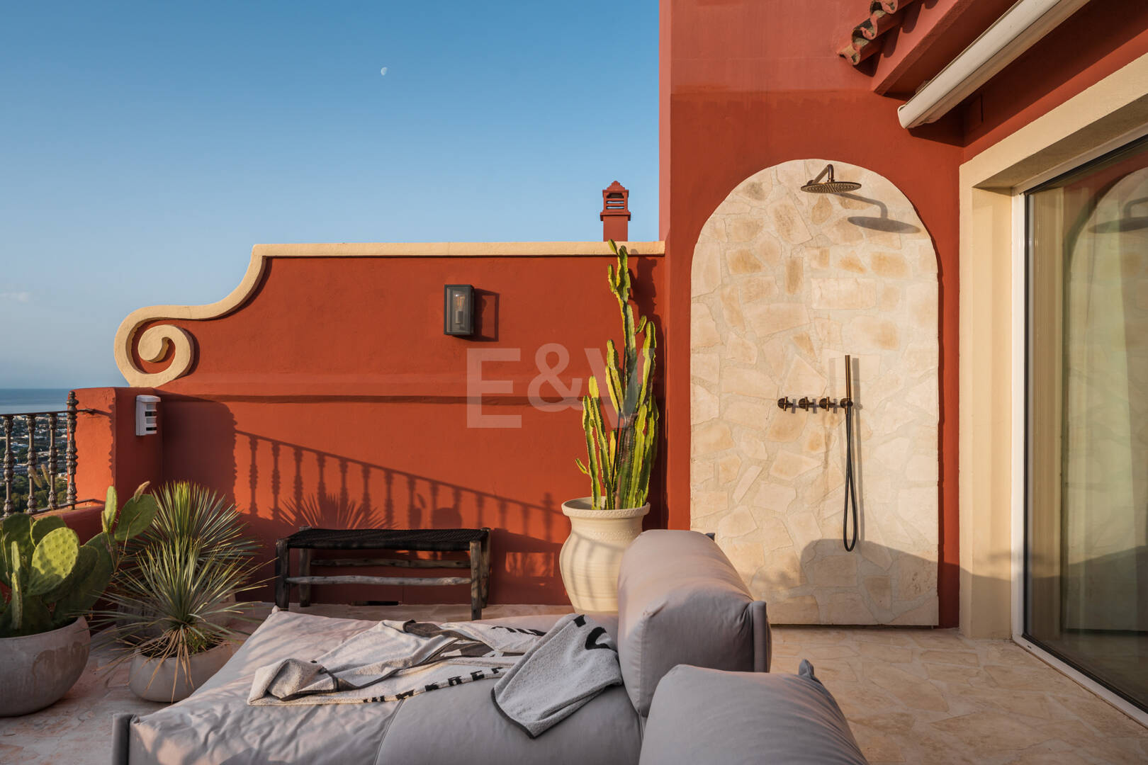 Sophistizierte Penthouse-Wohnung mit Panoramablick