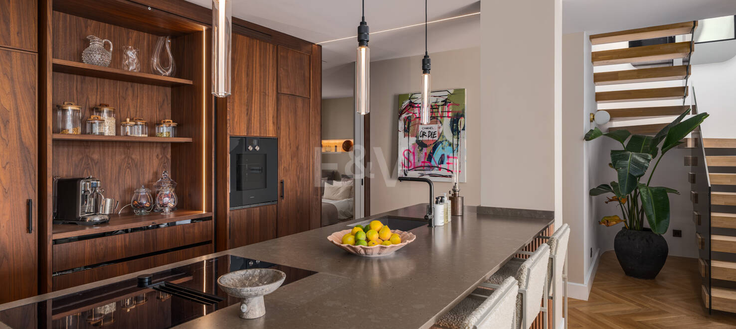 Sofisticado Ático con Vistas Panorámicas